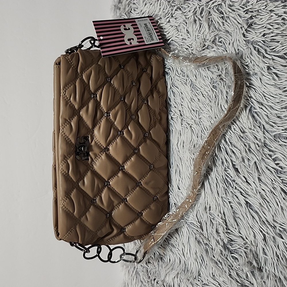 Gilda paris waffle quilted handbag